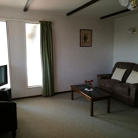 Hacienda Motel Invercargill Buitenkant foto