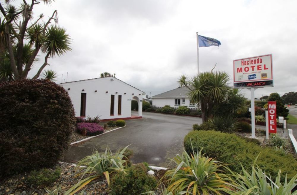 Hacienda Motel Invercargill Buitenkant foto