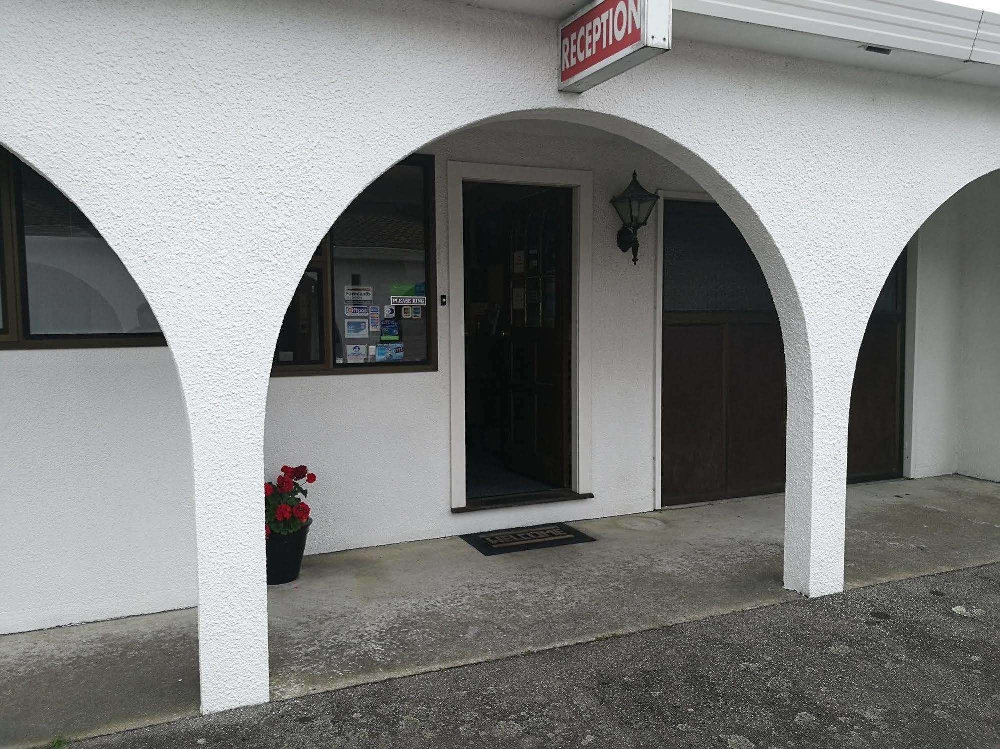 Hacienda Motel Invercargill Buitenkant foto